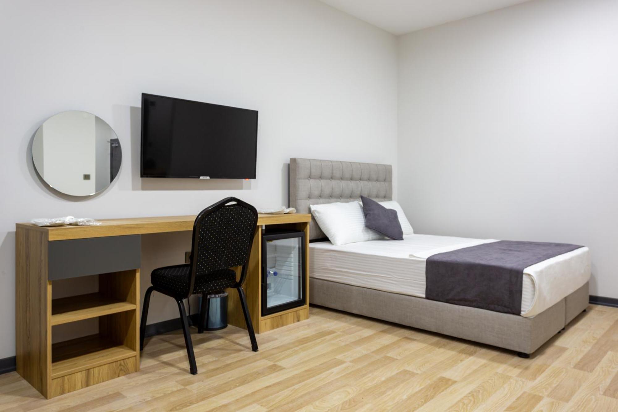 Atm Suit Otel Стамбул Экстерьер фото
